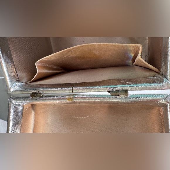 Harry Levine HL USA Silver Vintage Box Purse - Picture 5 of 16